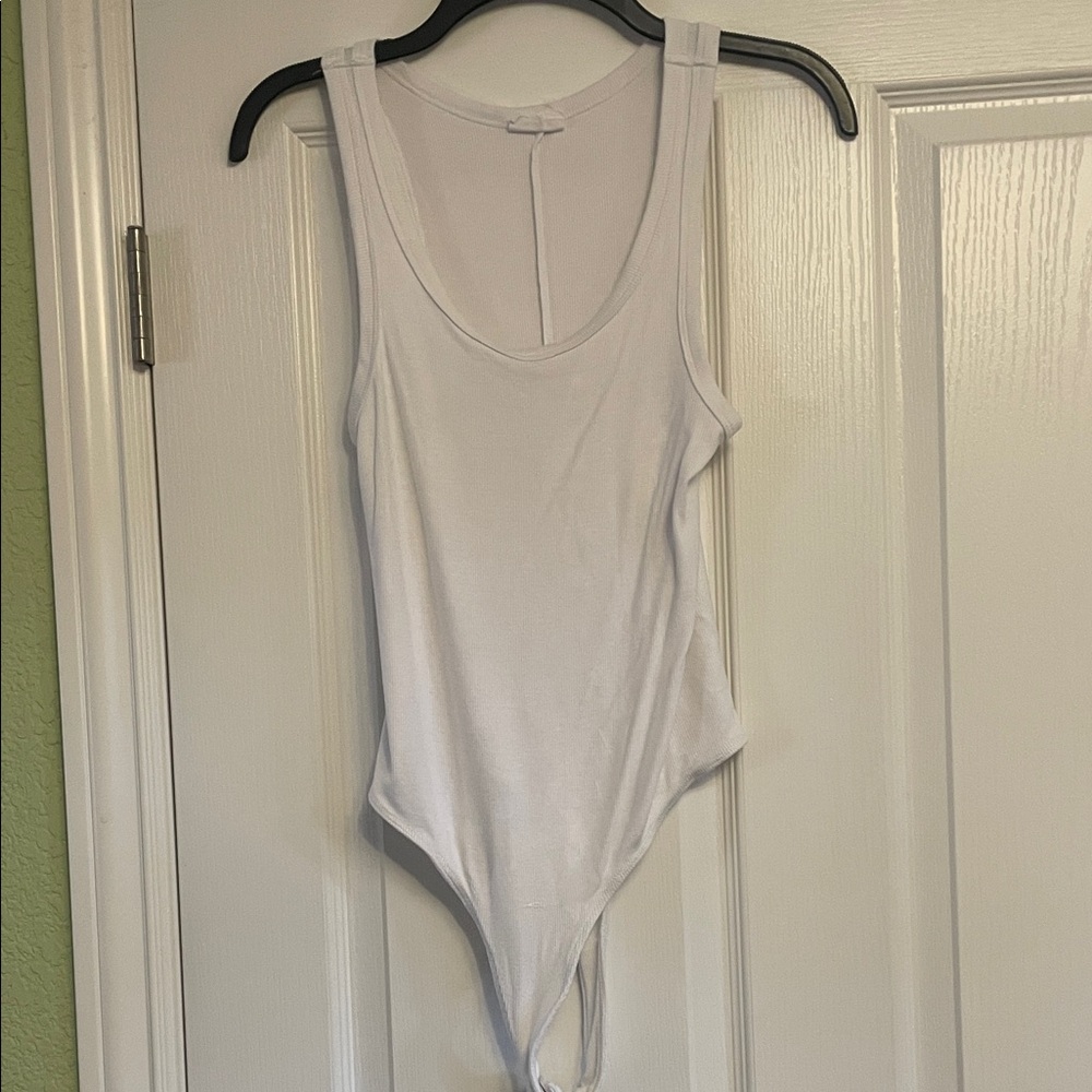 Clyque White Ribbed Bodysuit L
